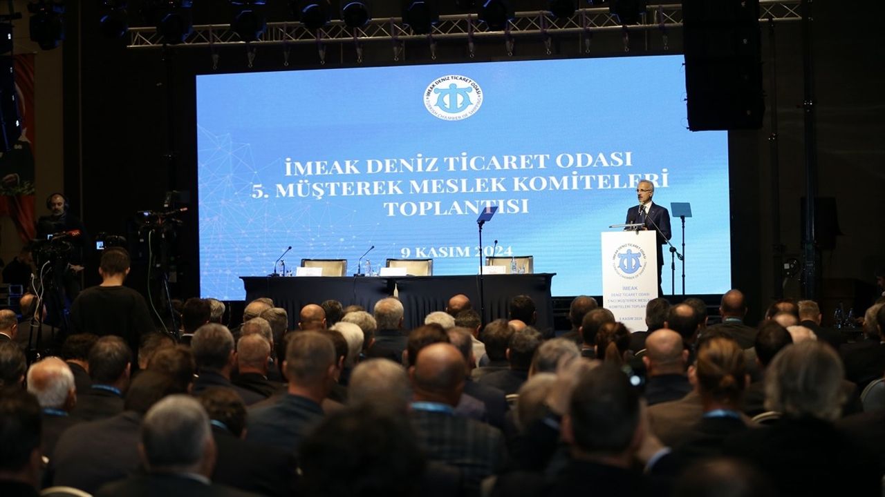 Bakan Uraloğlu Deniz Ticaretini Güçlendirme Vizyonunu Paylaştı