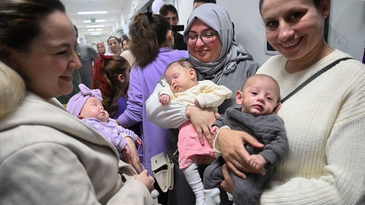 Cerrahpaşa Tıp Fakültesi'nde Prematüre Bebekler İçin Özel Etkinlik