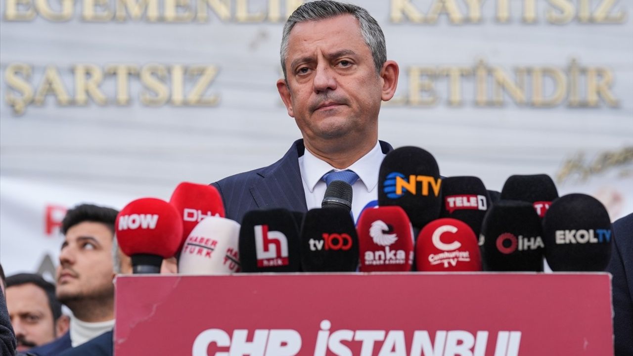 CHP Lideri Özel: 'Demokrasi Nöbetine Devam Edeceğiz'