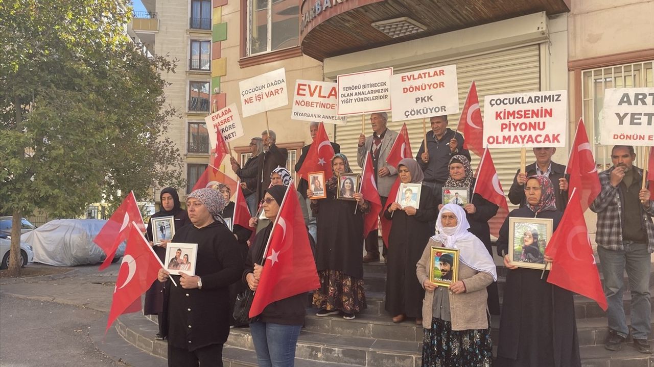 Diyarbakır Anneleri: Evlat Nöbetine Yeni Katılımlar