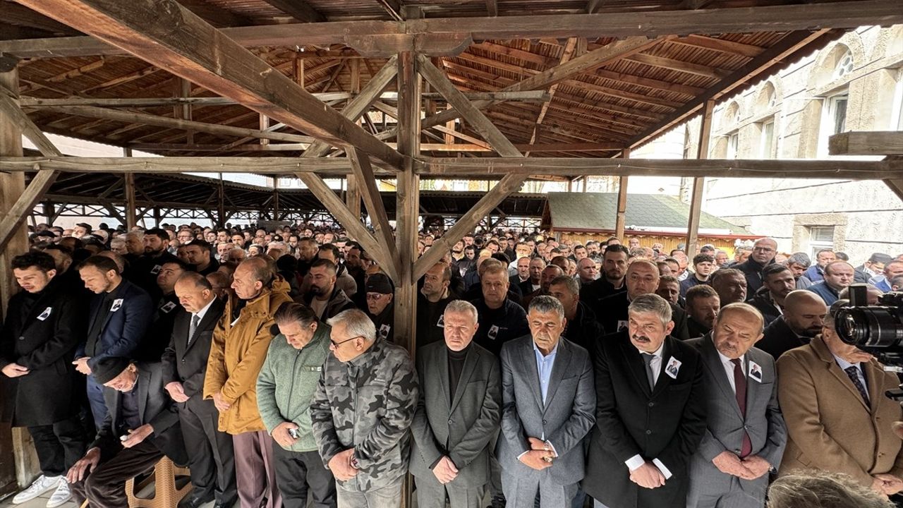 Eski Azdavay Belediye Başkanı Osman Nuri Civelek Son Yolculuğuna Uğurlandı