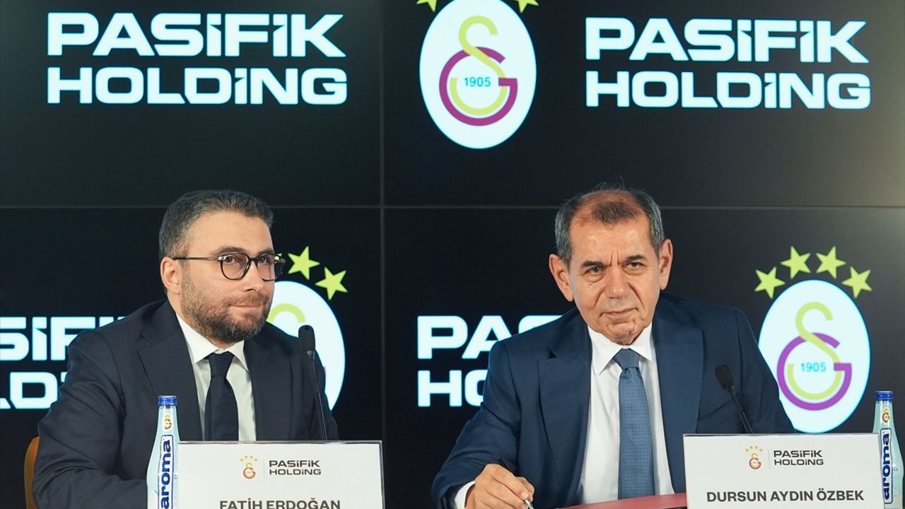 Galatasaray'ın Yeni Forma Sırt Sponsoru Pasifik Holding