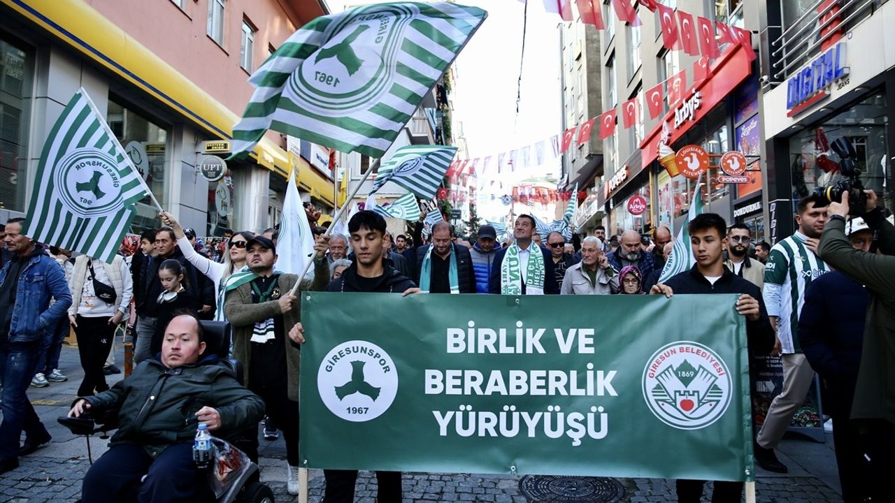 Giresunspor'a Destek Yürüyüşü Düzenlendi