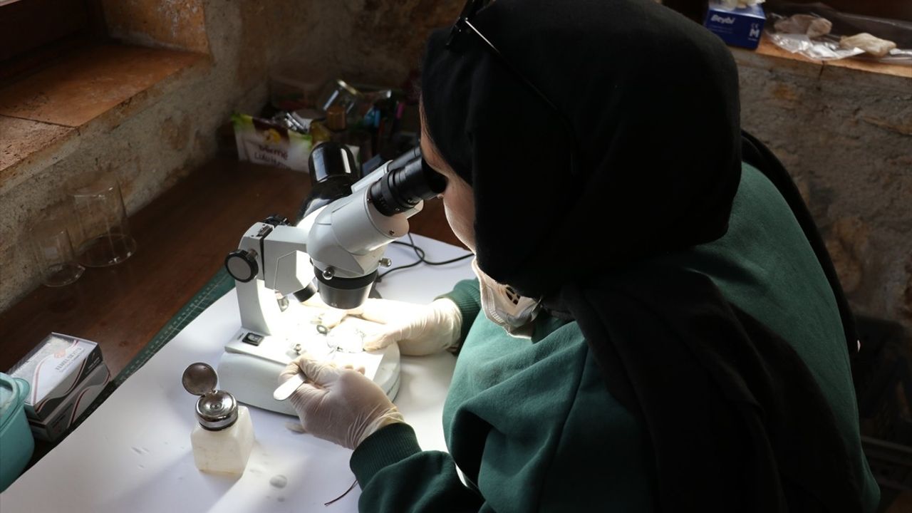 Hadrianopolis'te 1600 Yıllık Hazreti Süleyman Betimli Kolye Ucu Bulundu