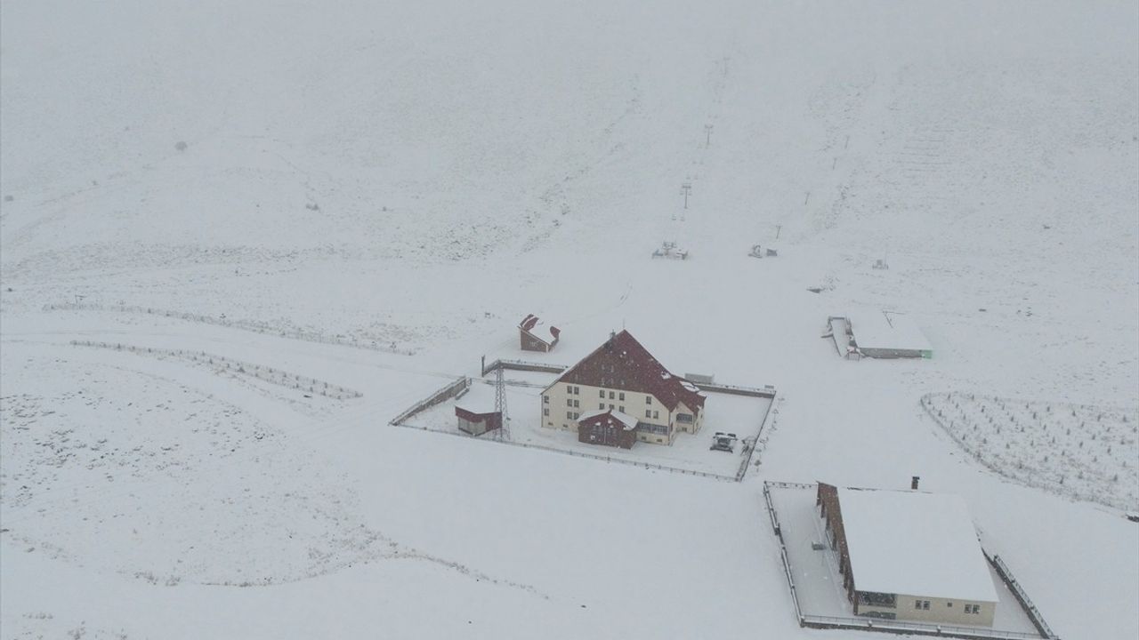 Hesarek Kayak Merkezi Yeni Sezona Hazırlanıyor