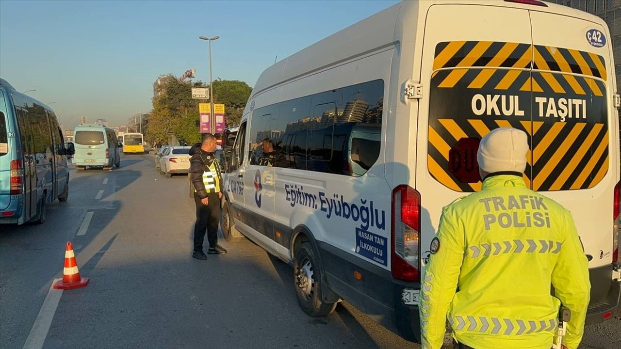 İstanbul'da Öğrenci Servislerine Denetim