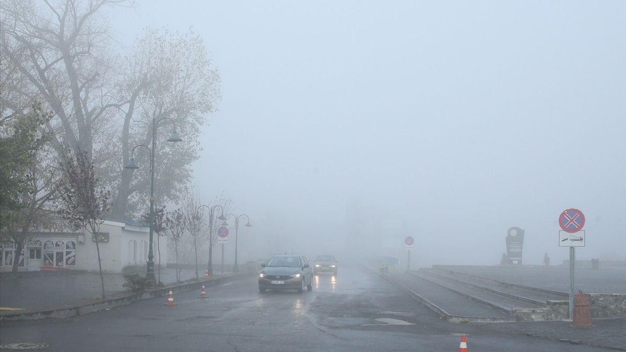 Kars'ta Sis Ve Soğuk Hava Hayatı Olumsuz Etkiledi