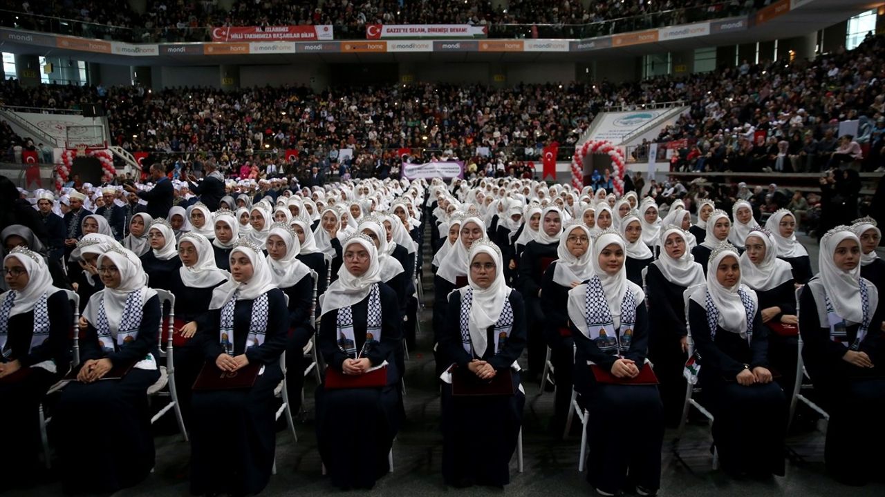 Kayseri'de Hafızlık İcazet Töreni Düzenlendi