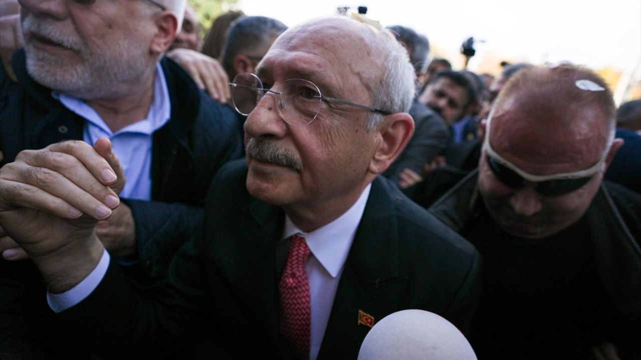 Kılıçdaroğlu, Ankara Adliyesinde Savunma Yaptı