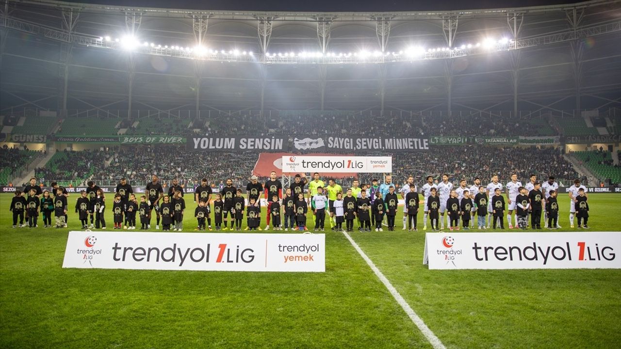 Kocaelispor, Sakaryaspor'u Deplasmanda Yendi