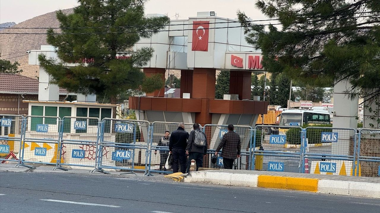 Mardin, Batman ve Halfeti Belediyelerinde Görevden Uzaklaştırmalar