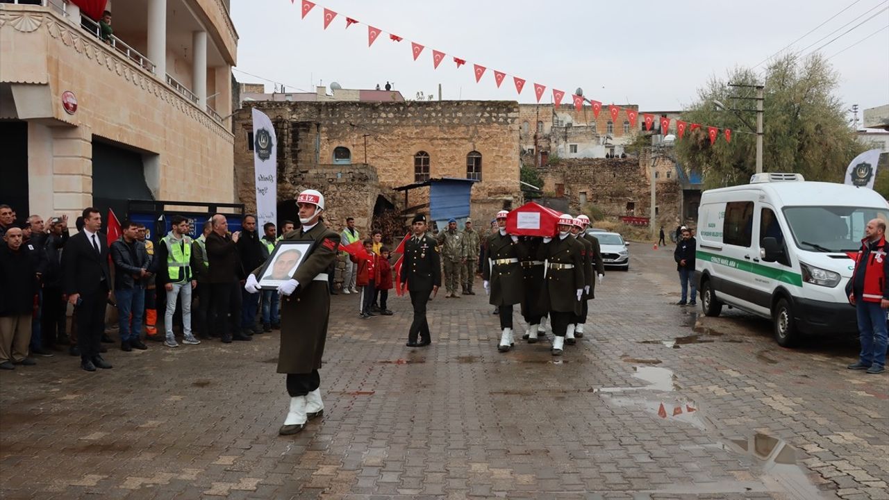 Mardin'de Vefat Eden 15 Temmuz Gazisi Halil Algan Son Yolculuğuna Uğurlandı