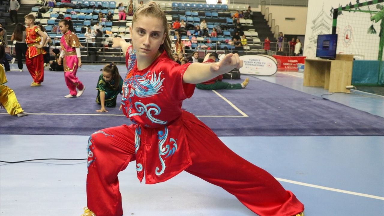 Milli Wushu Yıldızları Madalya Peşinde