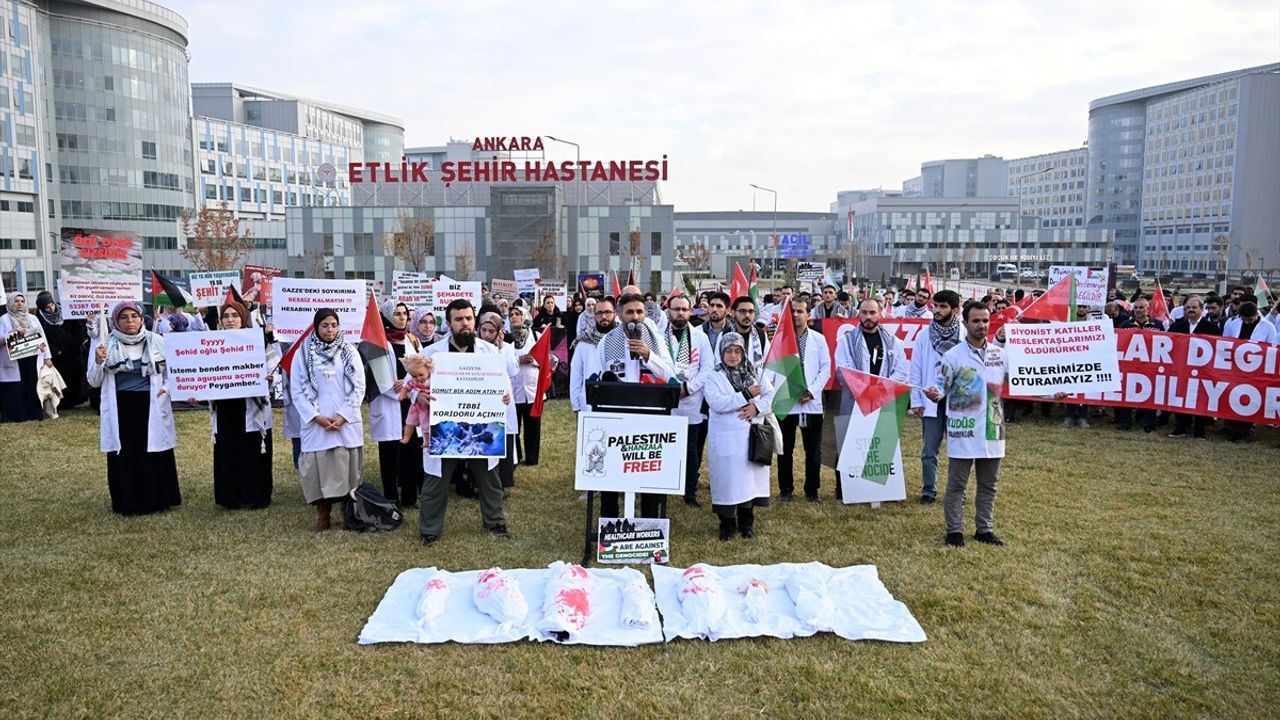 Sağlık Çalışanlarından Gazze İçin Tıbbi Koridor Talebi