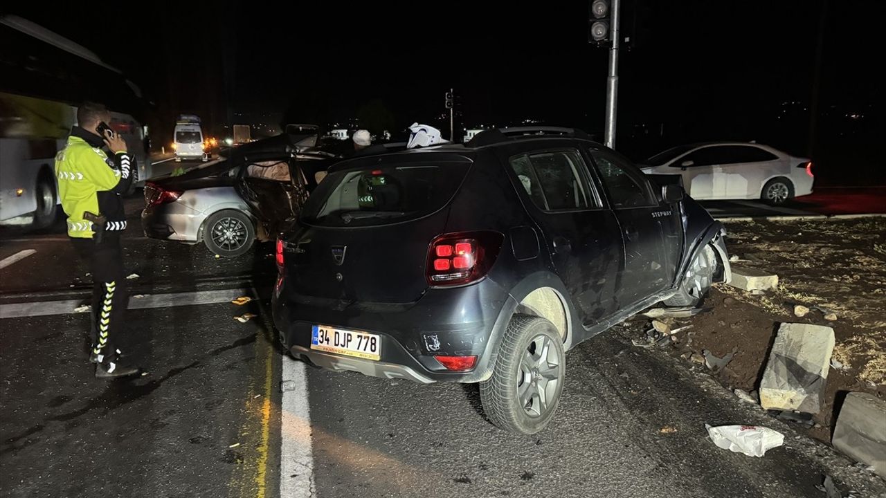 Şanlıurfa'da Trafik Kazası: 1 Ölü, 6 Yaralı