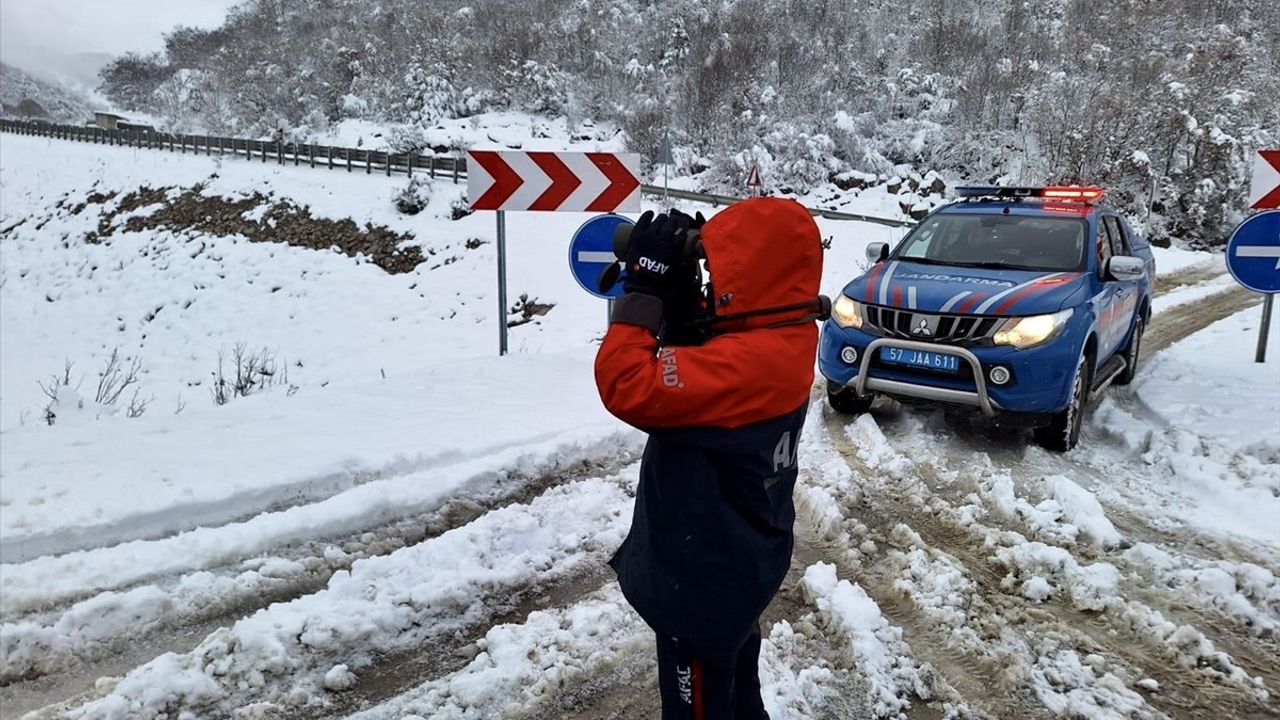 Sinop'ta Kar Mağdurları Kurtarıldı