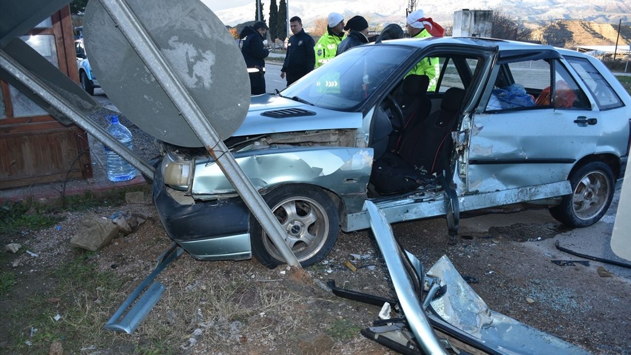 Sinop'ta Trafik Kazası: 5 Yaralı