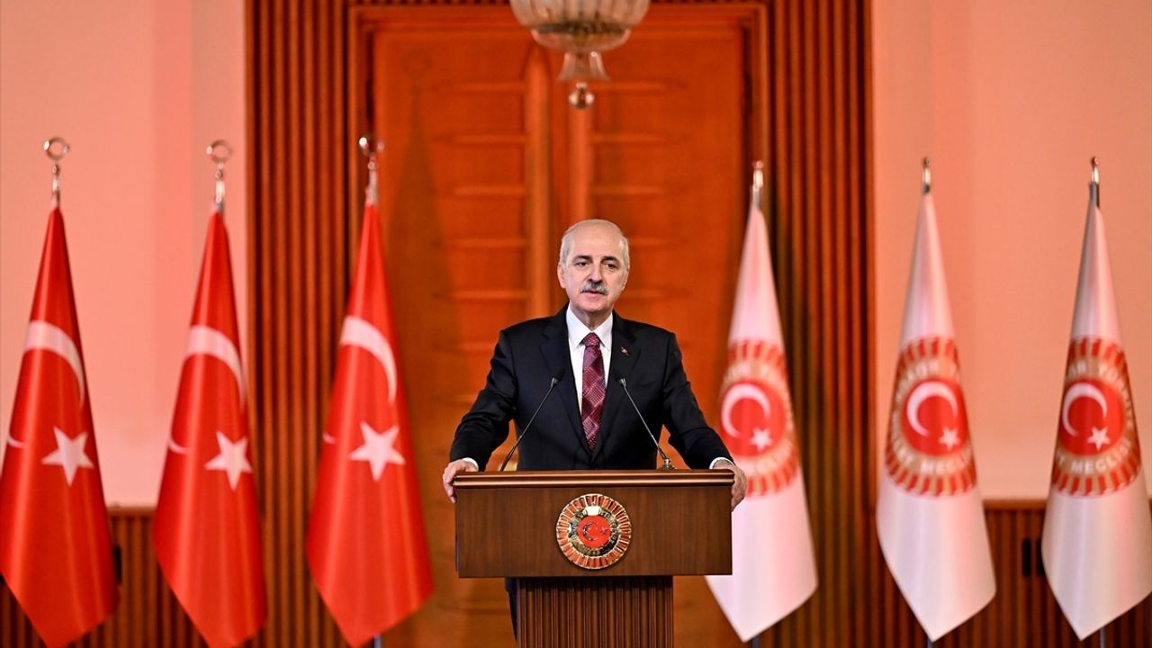 TBMM Başkanı Kurtulmuş, Öğretmenleri Ağırladı: Eğitimde Yeni Hedefler