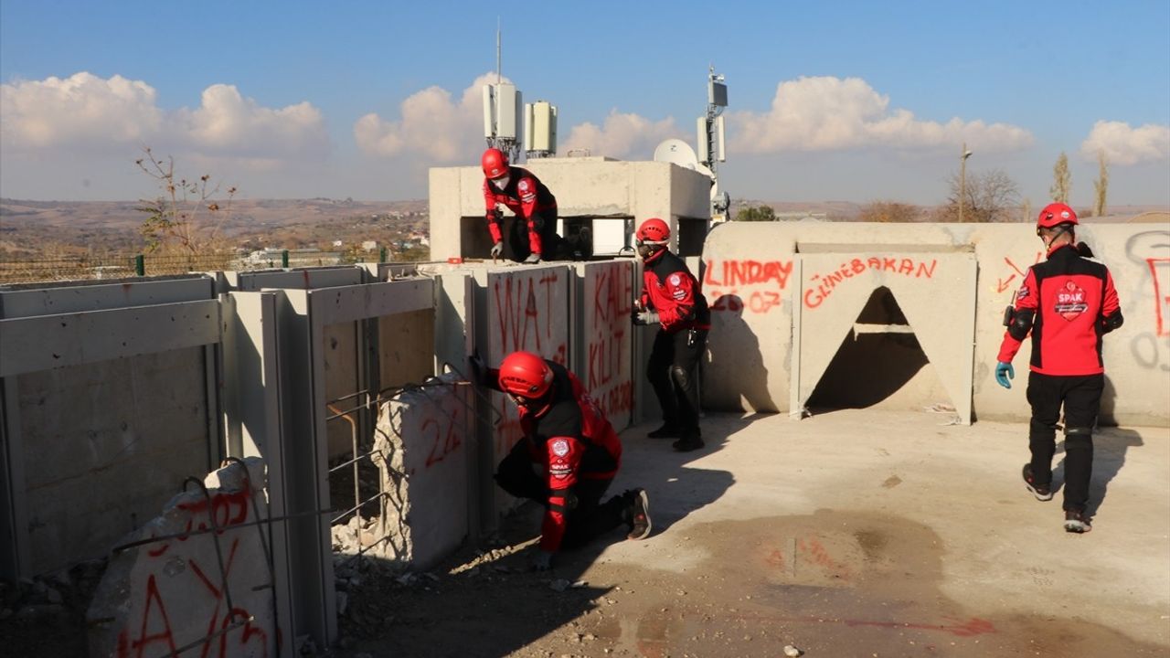 Tekirdağ'da Deprem Tatbikatı Gerçekleştirildi