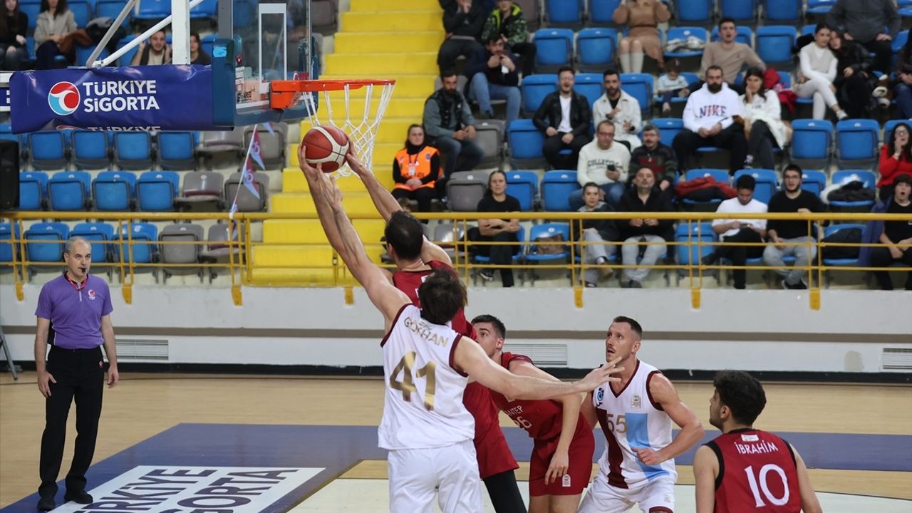 Trabzonspor, Gaziantep Basketbol'u Farklı Geçti