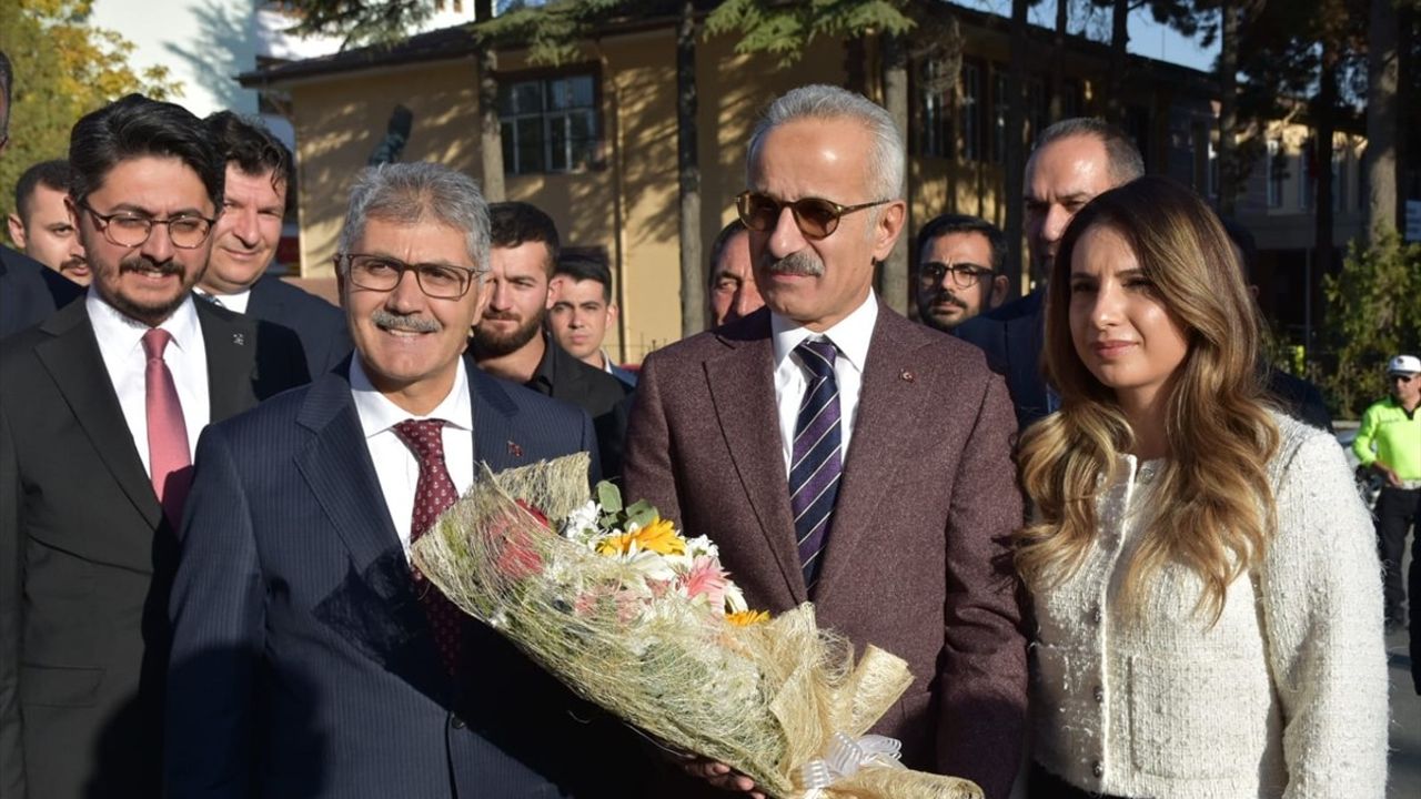 Ulaştırma ve Altyapı Bakanı Uraloğlu'ndan Niğde'de Önemli Açıklamalar