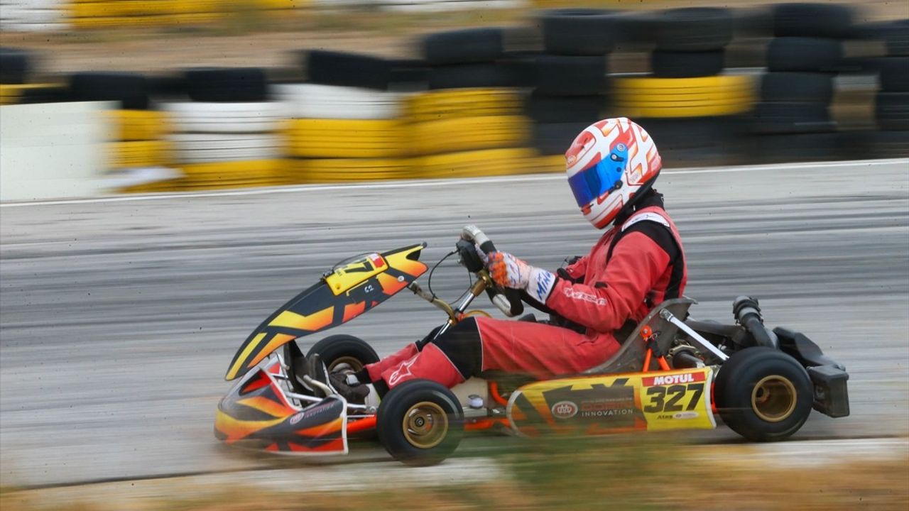 Uşak'ta 2024 Türkiye Karting Şampiyonası'nın 6. Ayağı Heyecanla Başladı