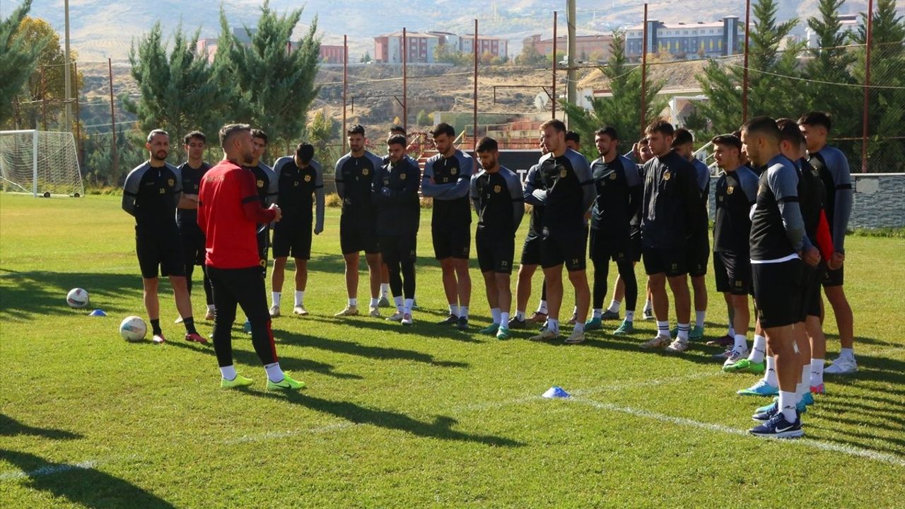 Yeni Malatyaspor, Fatih Karagümrük Maçı Hazırlıklarına Start Verdi