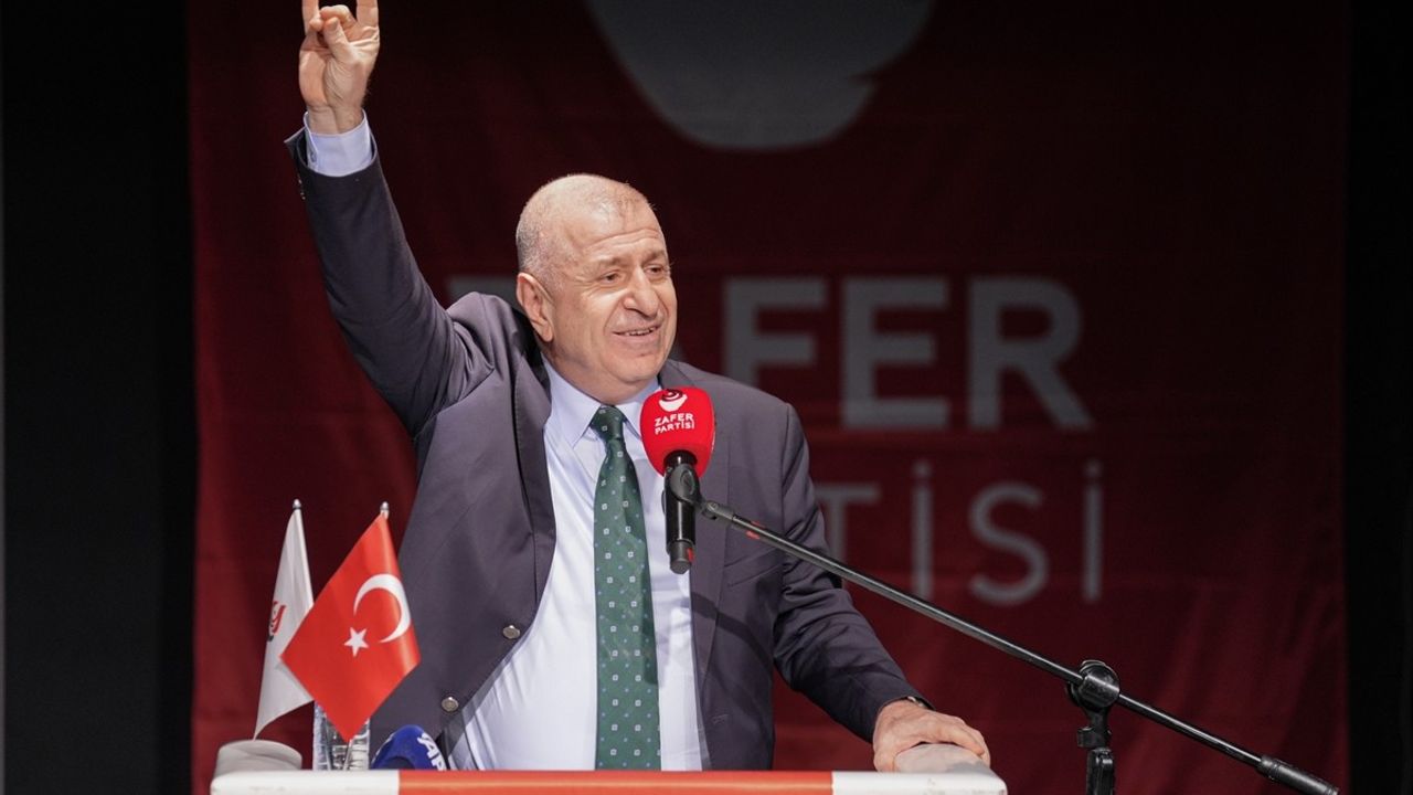 Zafer Partisi Genel Başkanı Ümit Özdağ, 2028 Seçimlerine Hazırlık Mesajı Verdi