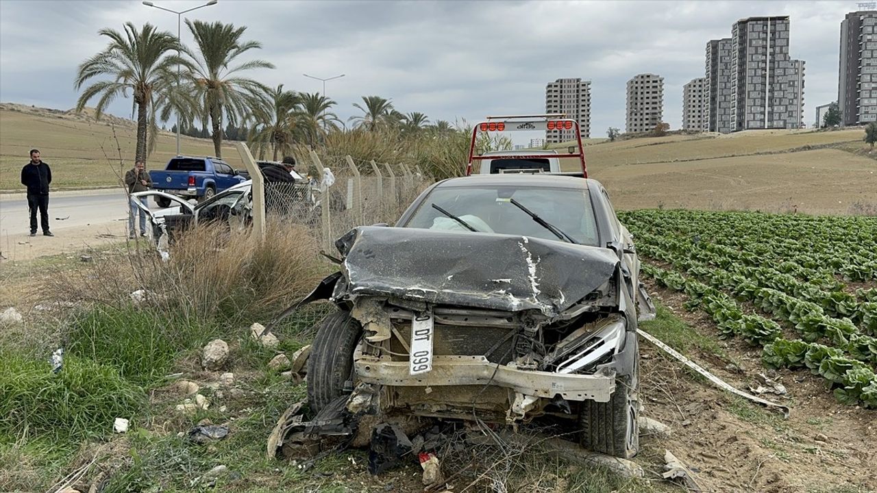 Adana'da 14 Yaşındaki Çocuğun Kullanımındaki Araç Faciası: 50 Yaşındaki Sürücü Hayatını Kaybetti