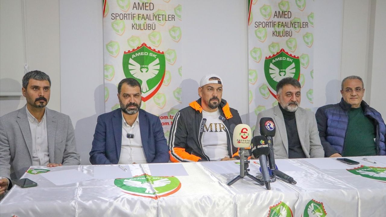 Amedspor'un Teknik Direktörü Servet Çetin, Takım Performansını Değerlendirdi