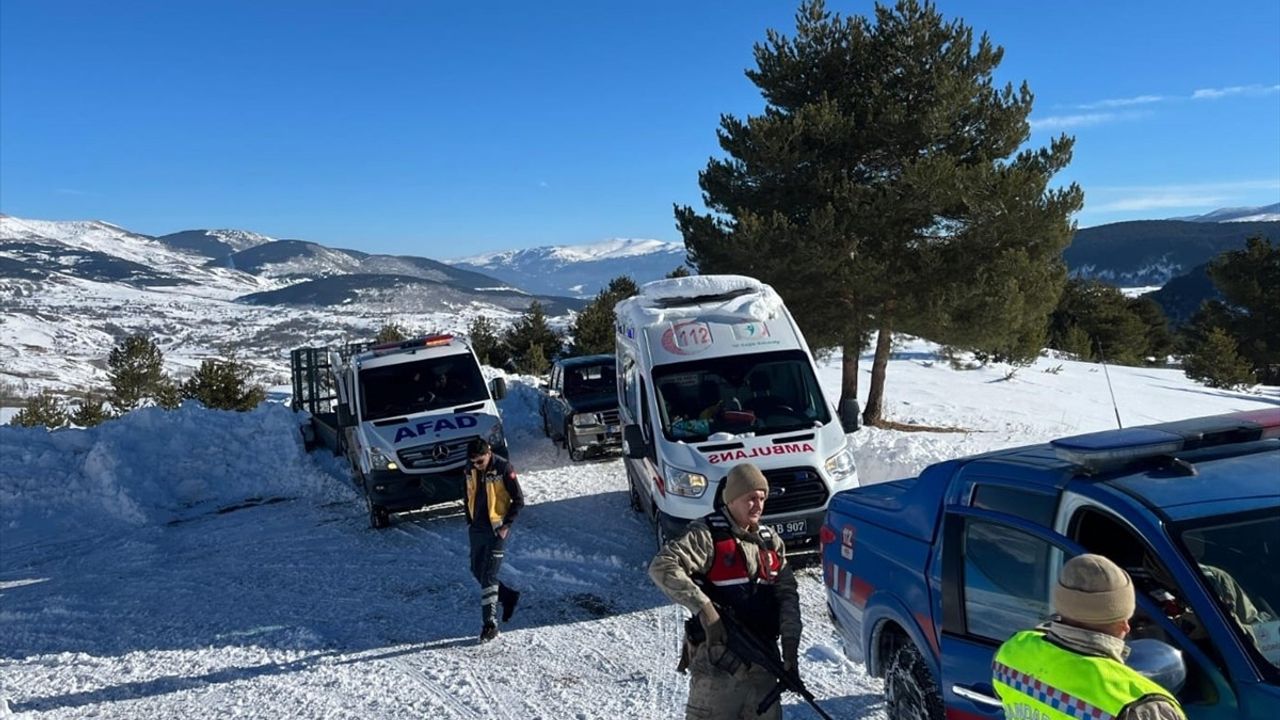 Ardahan'da Kar Engel Tanımadı: Hasta Kurtarıldı