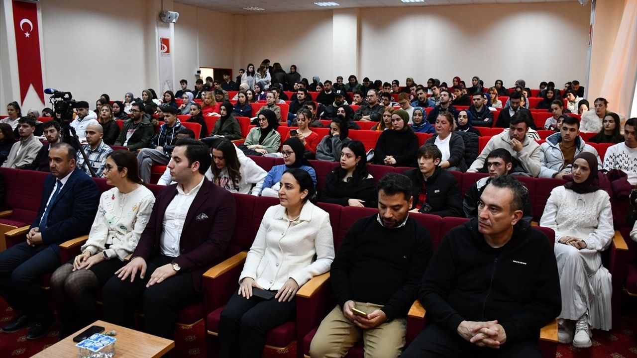 Bilecik'te Kariyer Gelişimi Konferansı