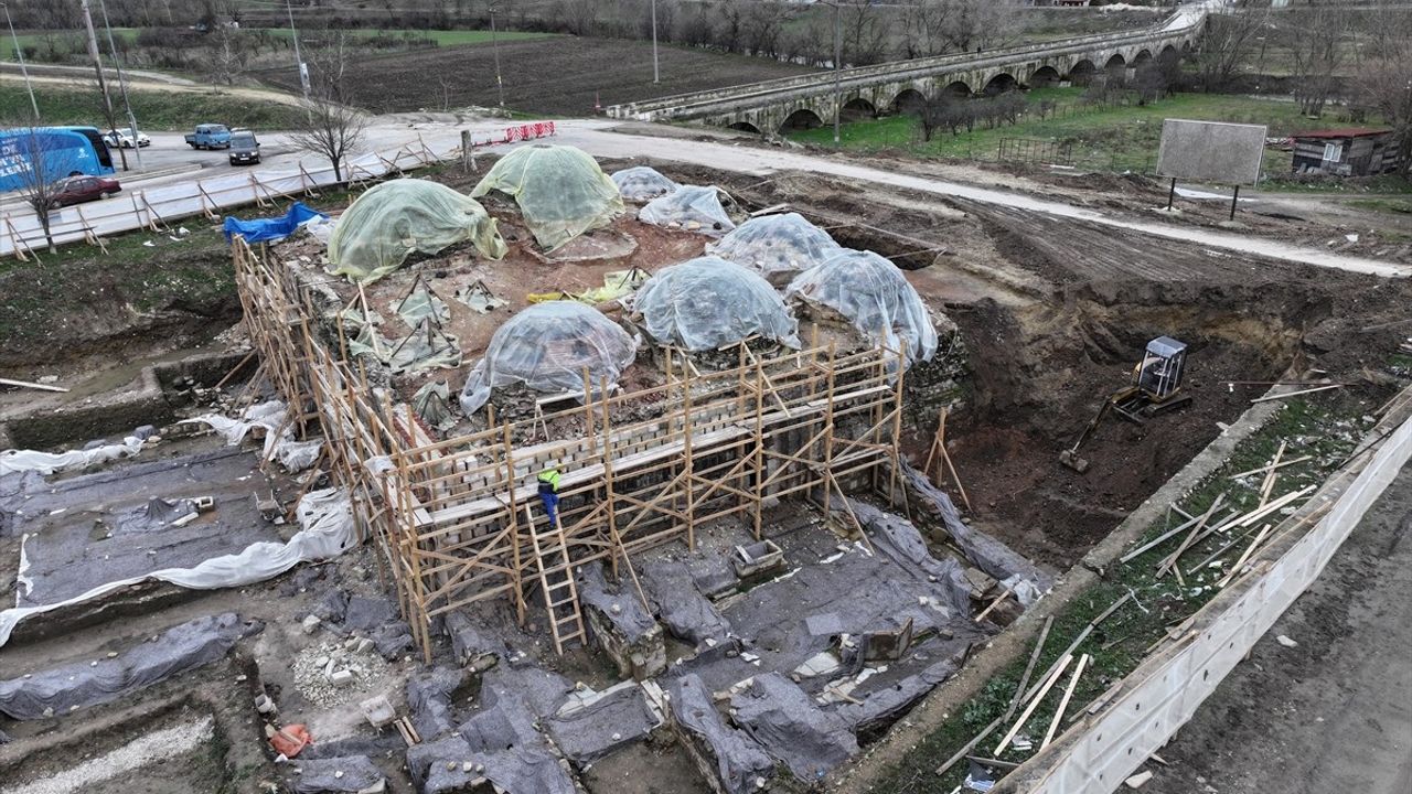 Edirne'deki Gazi Mihal Hamamı'nın Restorasyonu Devam Ediyor