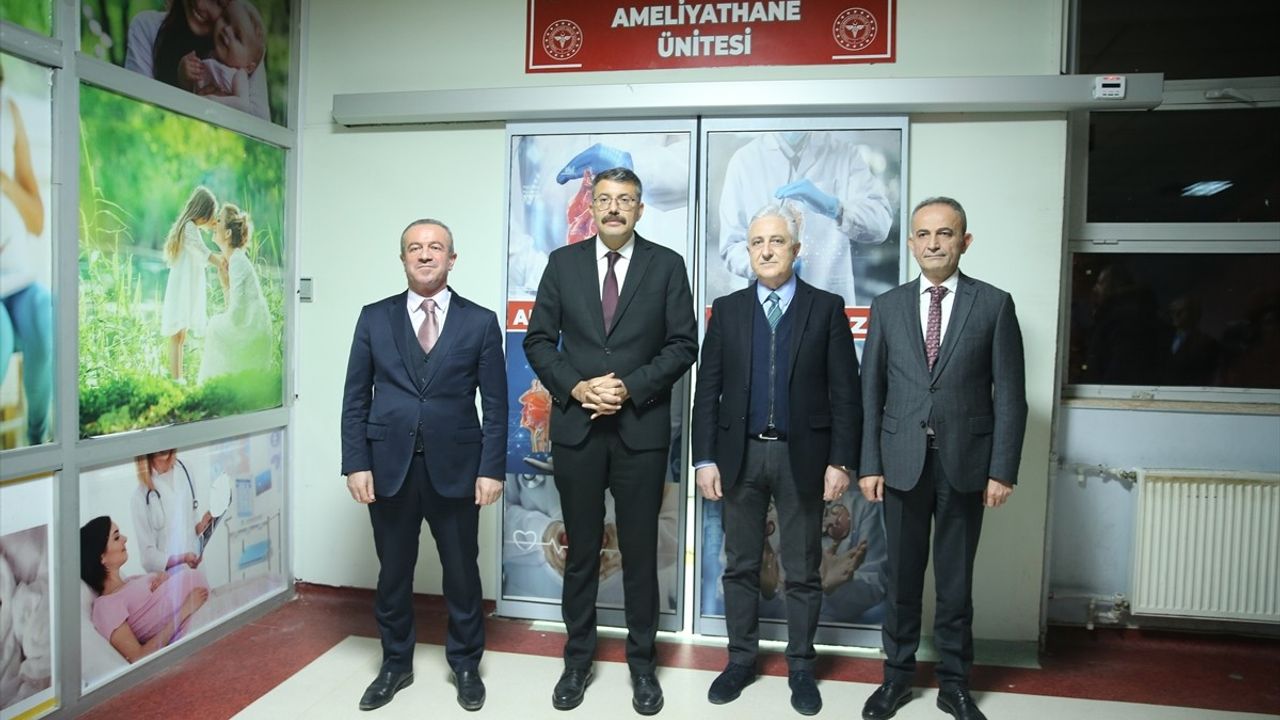 Hakkari Devlet Hastanesi'nde İlk Kalp Ameliyatları Gerçekleşti