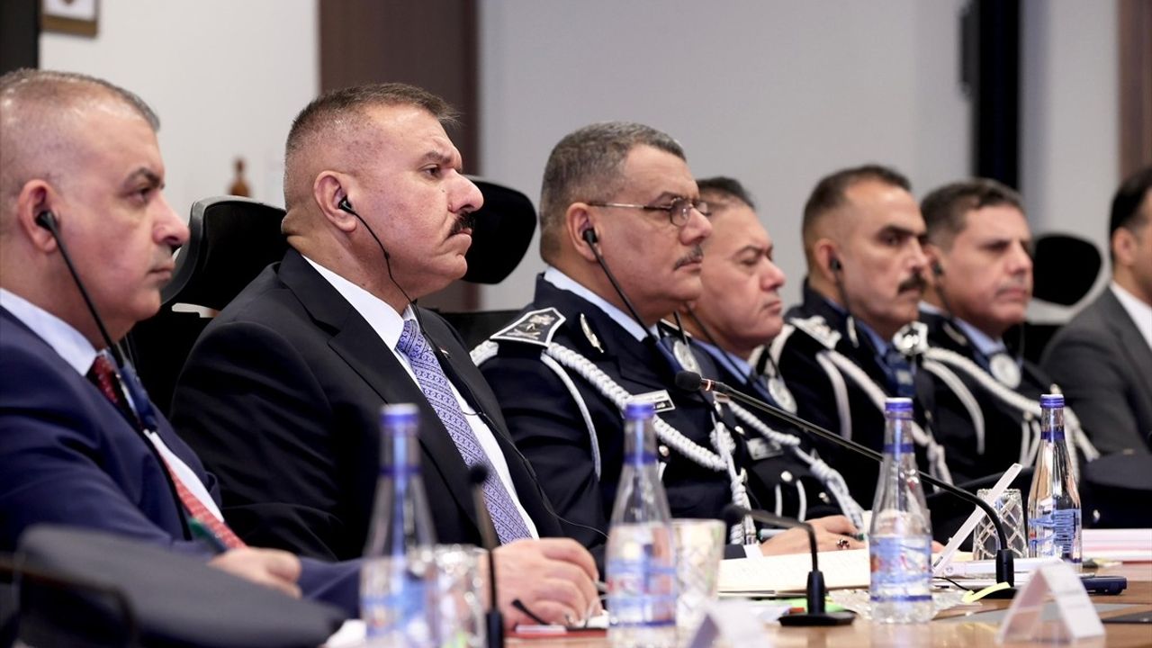 İçişleri Bakanı Yerlikaya, Iraklı Mevkidaşıyla Görüştü