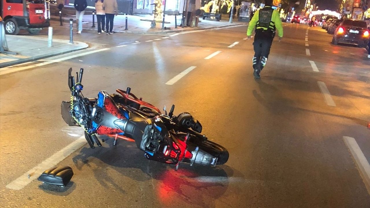 Kadıköy'de Kaçış Sonrası Sürücü Tutuklandı