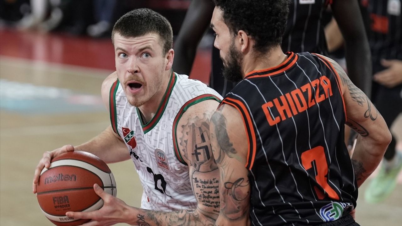 Karşıyaka, Manisa Basket'i 103-91 Yenerek 8. Galibiyetini Aldı