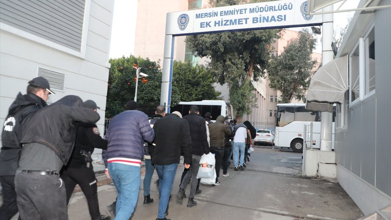 Mersin'de Fuhuş Operasyonu: 16 Tutuklama