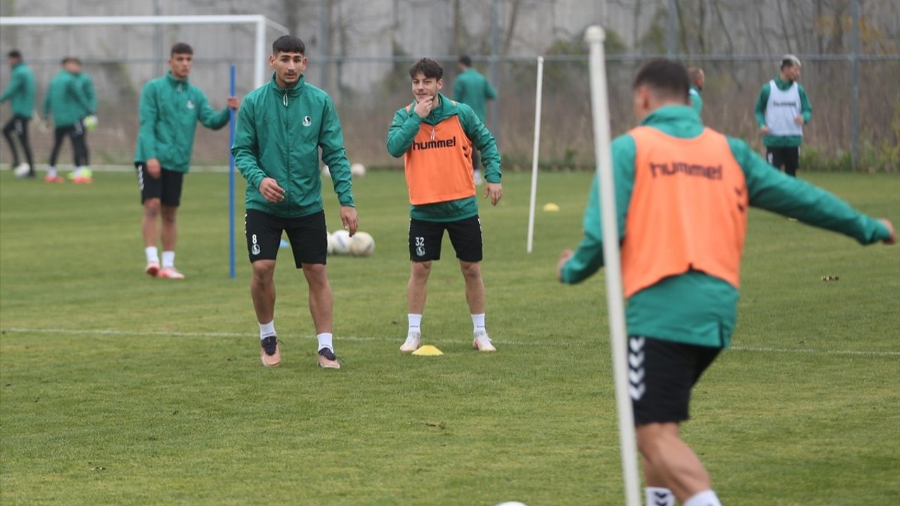 Sakaryaspor Pendikspor Maçına Hazırlanıyor