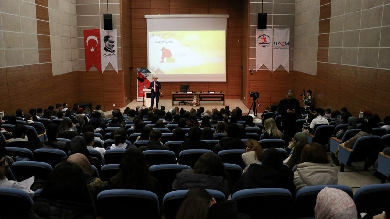 Samsun'da Sağlıklı Yaşam Konferansı Düzenlendi