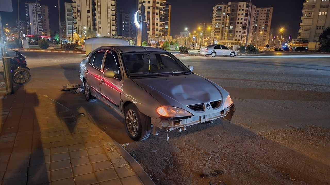 Adana'da Motosiklet Kazası: Bir Yaralı