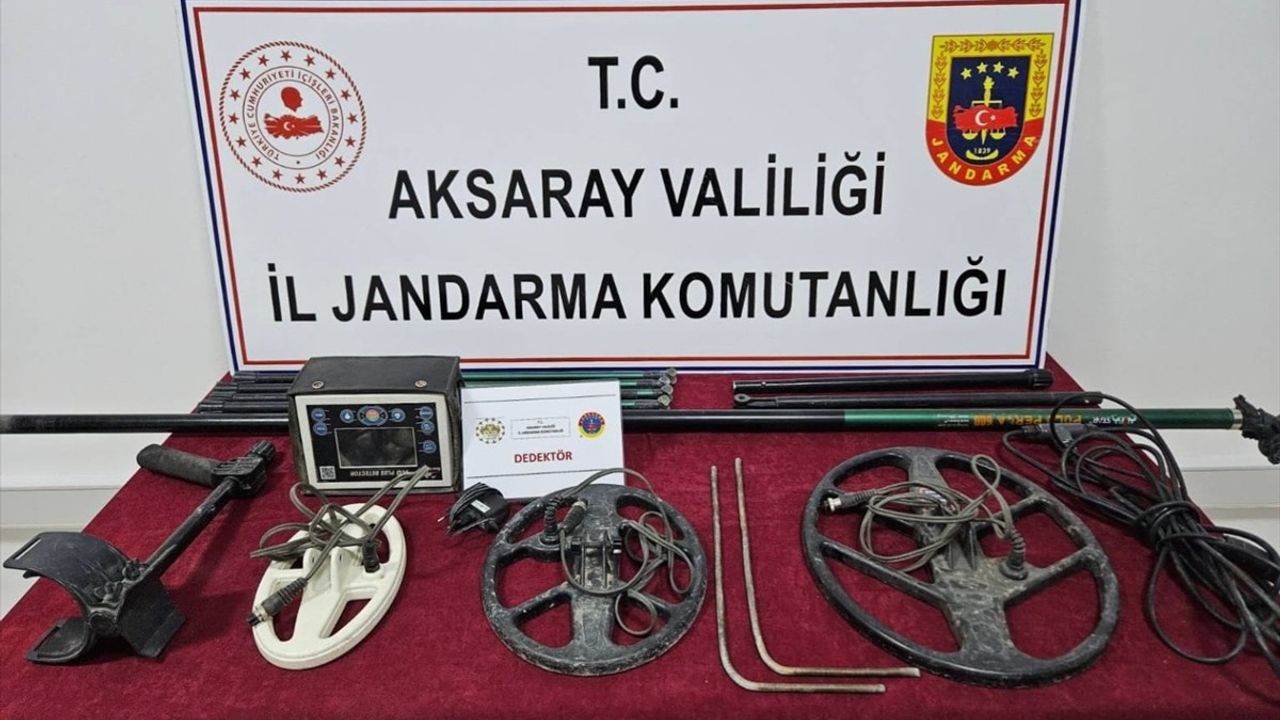 Aksaray'da Kaçak Kazı Operasyonu: Saman Balyalarının Arkasında Gizleniyordu