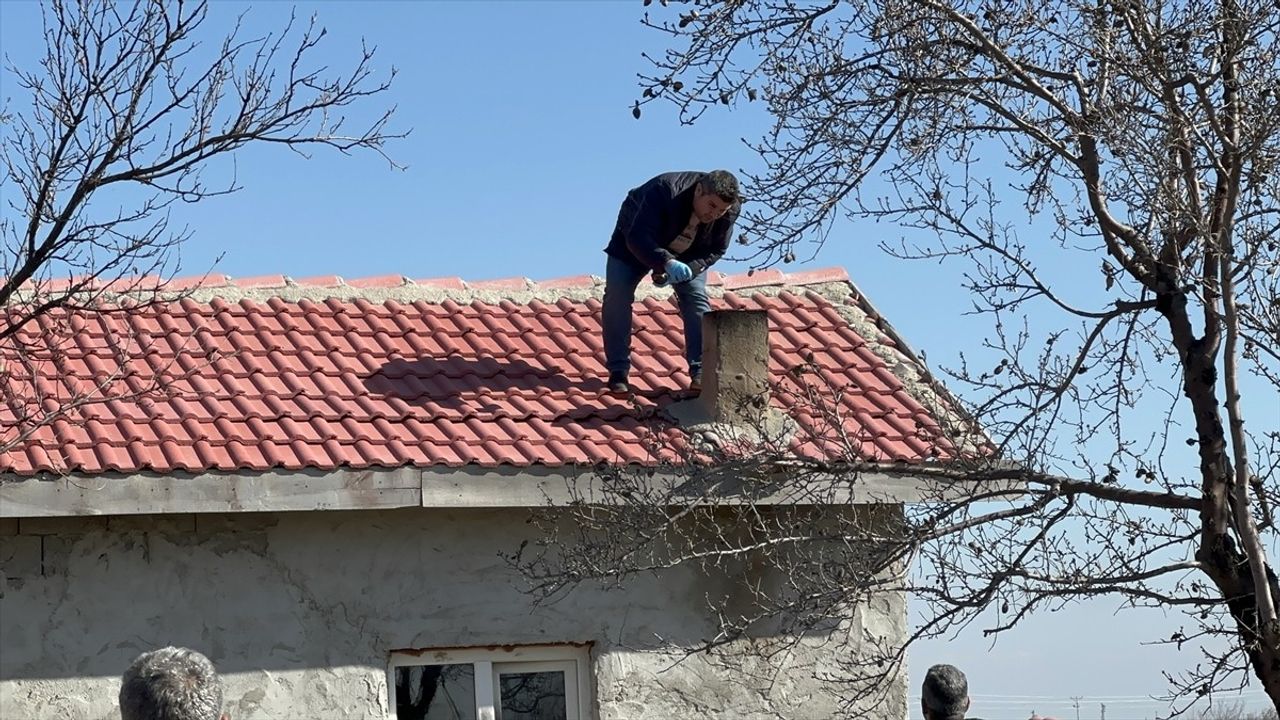 Aksaray'da Trajik Yangın: Bir Kişi Hayatını Kaybetti