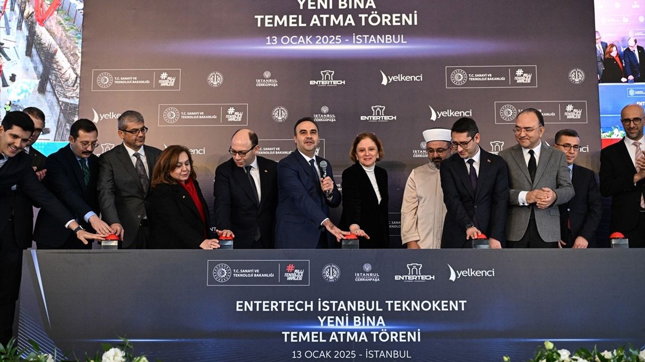 Bakan Kacır, Entertech İstanbul Teknokent'in Yeni Binasının Temelini Attı