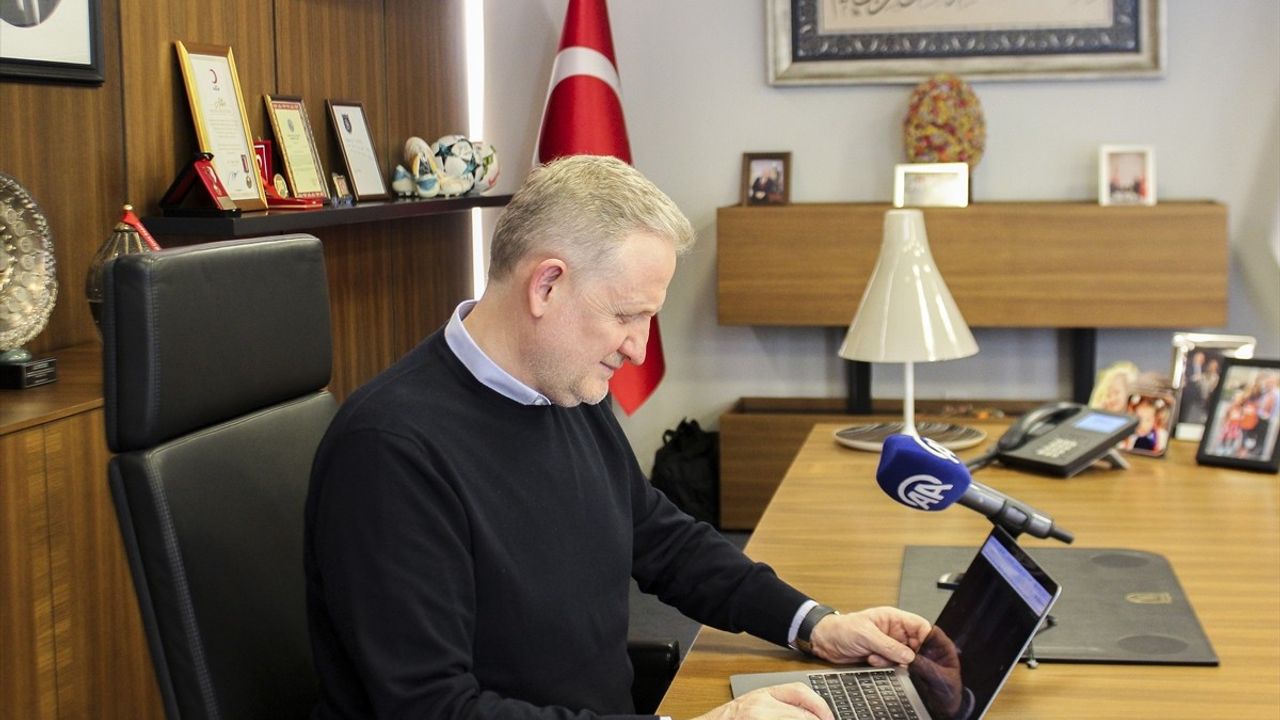 Başakşehir Futbol Kulübü Başkanı Gümüşdağ, Yılın Kareleri Oylamasında