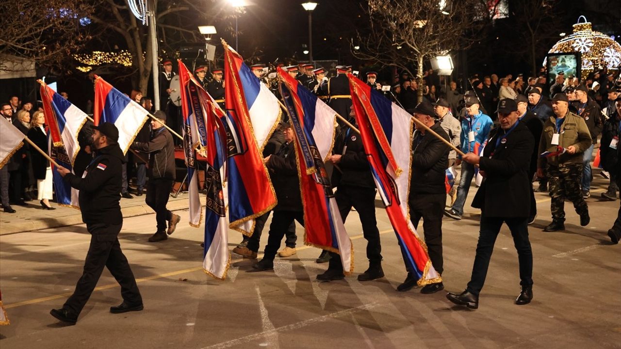 Bosna Hersek'te Anayasaya Aykırı Sırp Cumhuriyeti Günü Kutlaması