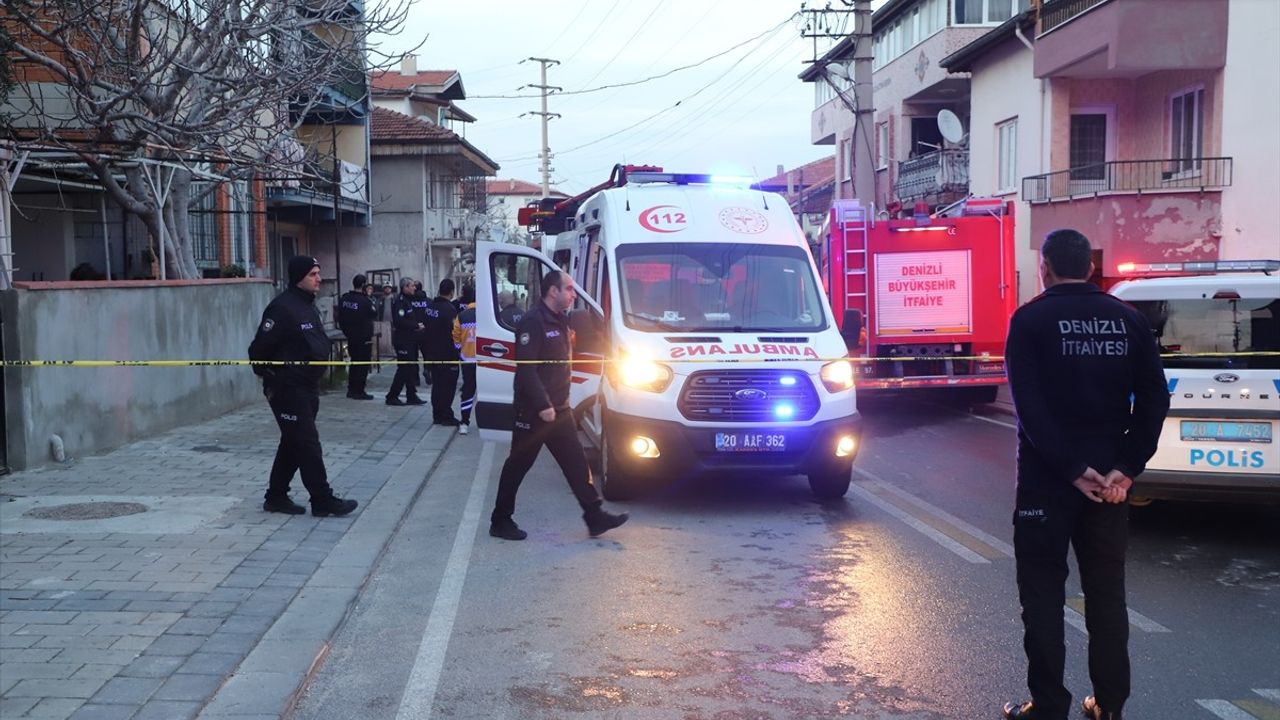 Denizli'de Ev Yangını: Bir Anne Hayatını Kaybetti, Üç Çocuk Yaralandı