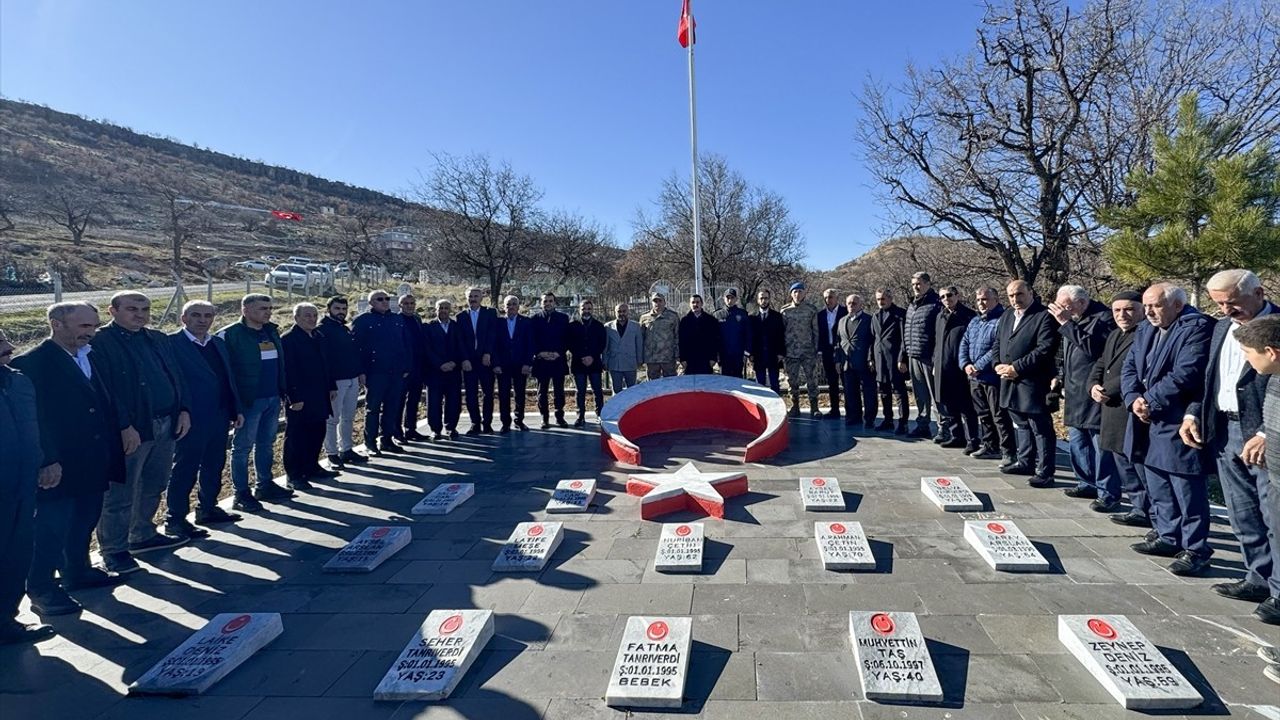 Diyarbakır'da PKK Saldırısında Şehit Düşenler Anıldı