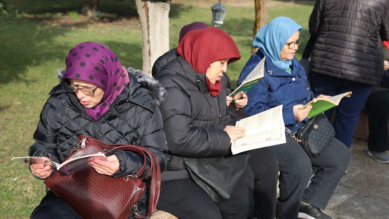 Edirne'de 1001 Hatim Duası Geleneği Devam Ediyor