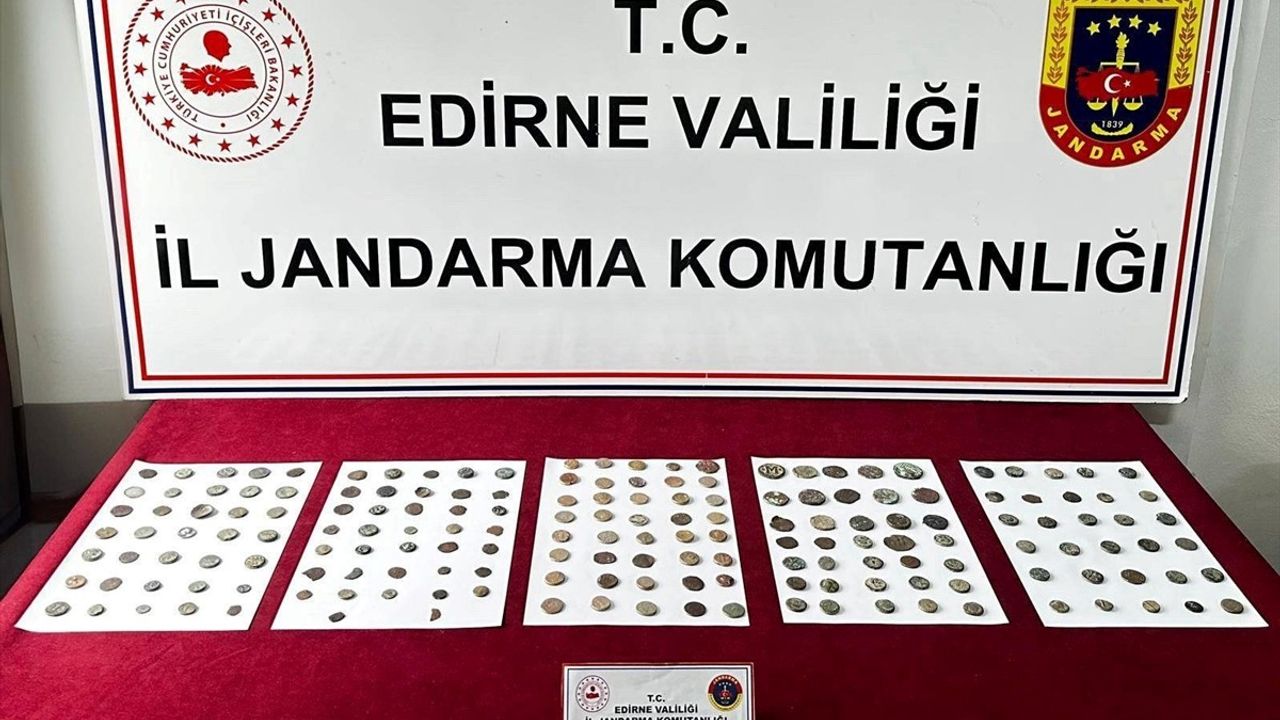 Edirne'de Otobüste Tarihi Sikkeler Bulundu